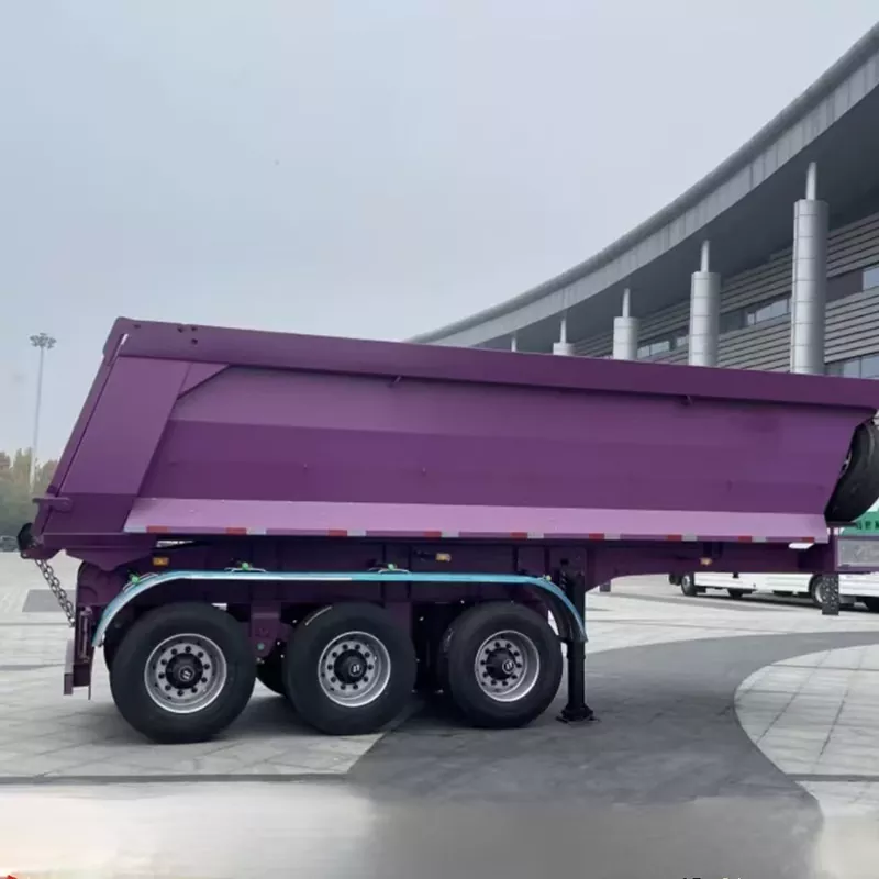 Návěs U-Box se zadním sklápěním